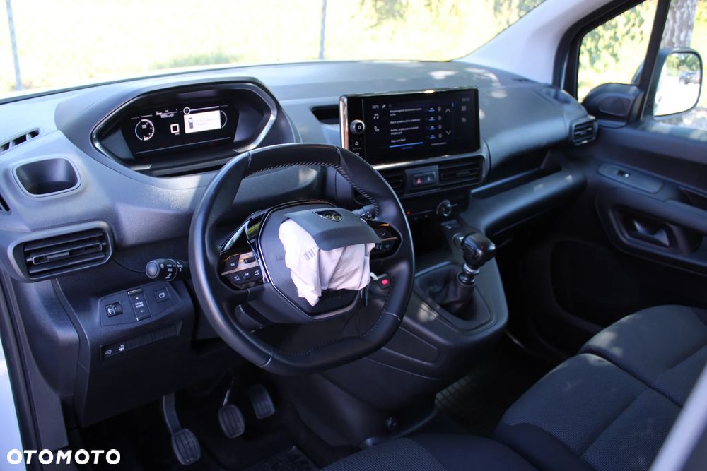 Peugeot Partner 1.5 BlueHDI 130KM L2 - 17