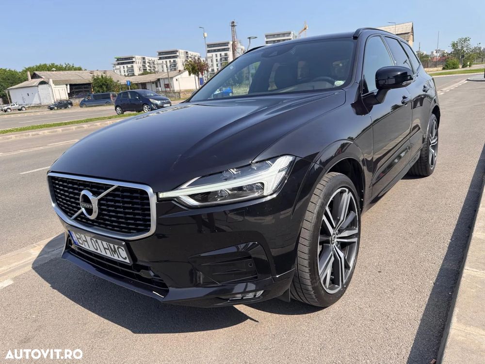 Volvo XC 60 B4 MHEV AWD R-Design - 3