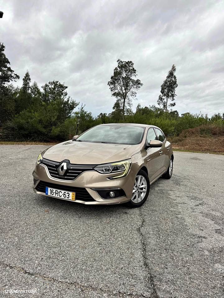 Renault Mégane 1.5 dCi Intens - 1