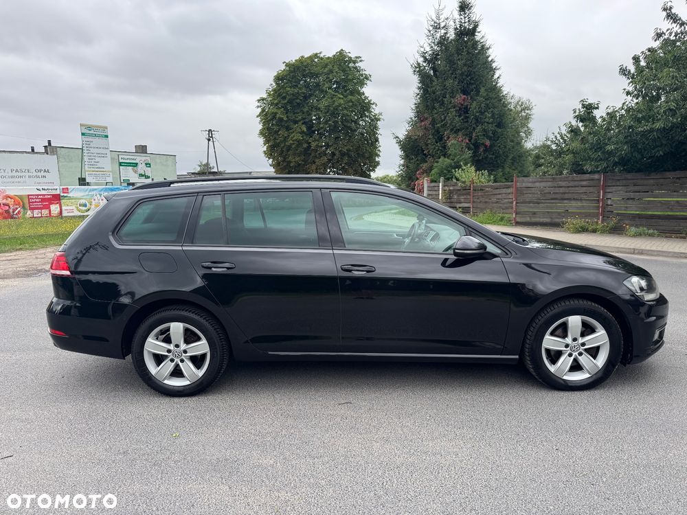 Volkswagen Golf 1.6 TDI DSG Sound - 6