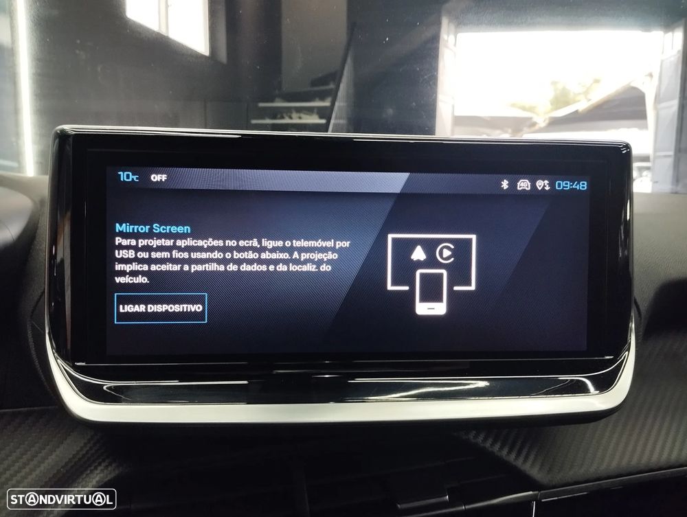 Peugeot 2008 1.2 PureTech Allure - 33