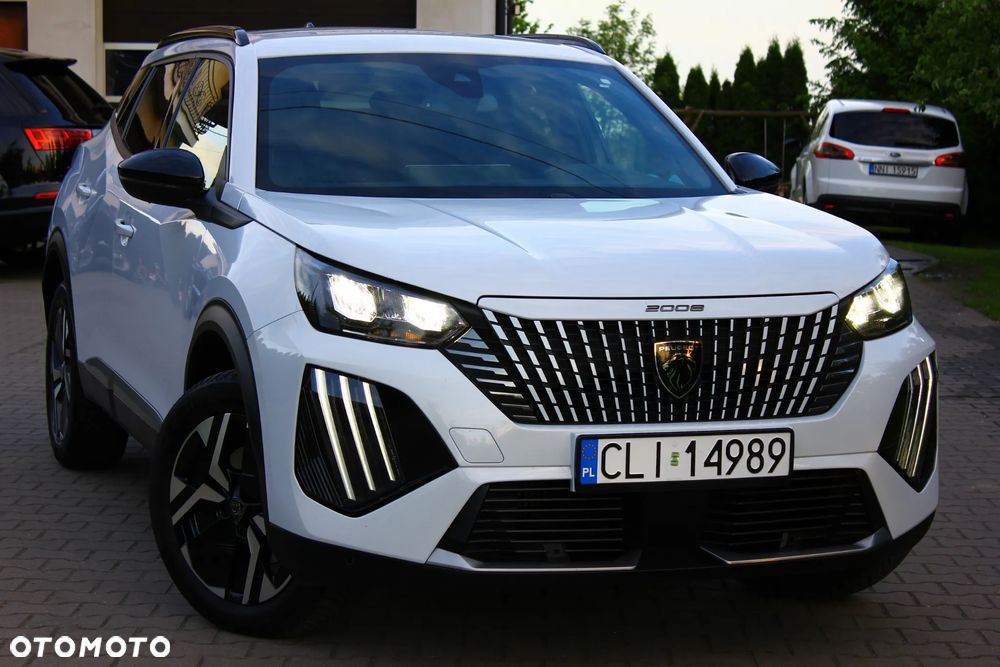 Peugeot 2008 1.5 BlueHDi Allure S&S EAT8 - 4
