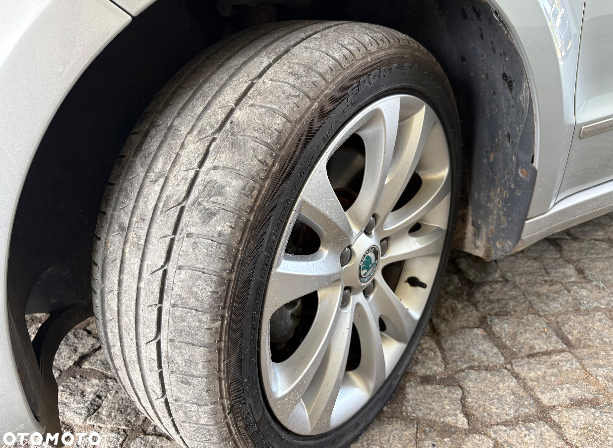 Skoda Superb 2.0 TDI Elegance DSG - 7