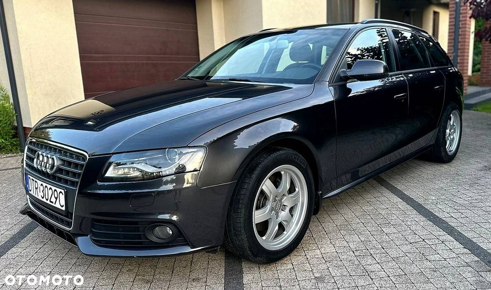 Audi A4 Avant - 27