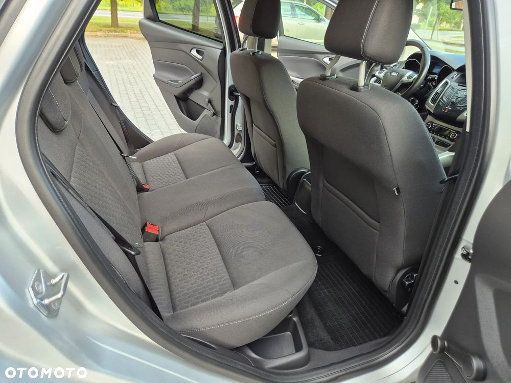 Ford Focus - 35