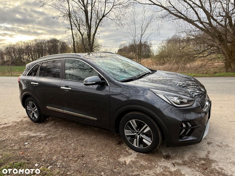 Kia Niro 1.6 GDI PHEV 2WD OPF Edition 7 - 4