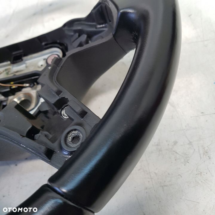 KIEROWNICA SKORA CZARNA SZYTA MERCEDES C W204 LIFT ORYGINAL DEMONTAZ - 8