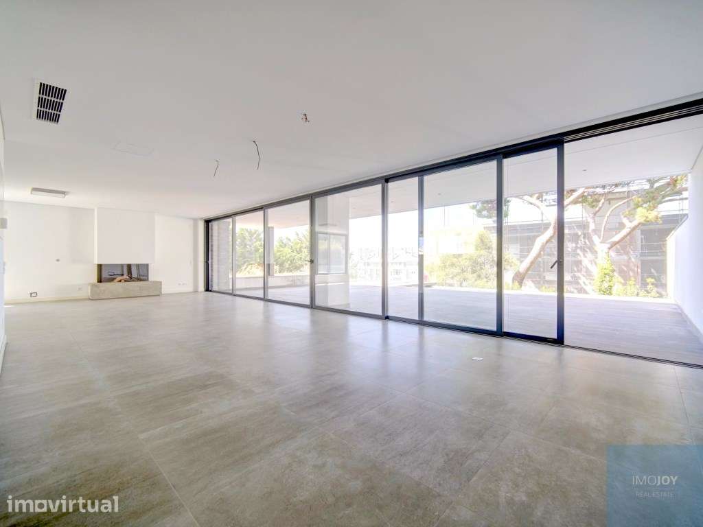 Apartamento T3 Duplex com Piscina no Estoril com vista mar - Grande imagem: 2/33