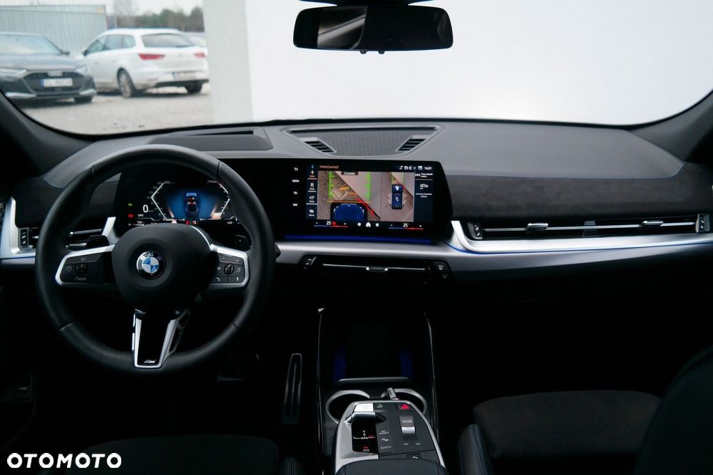 BMW X2 - 16