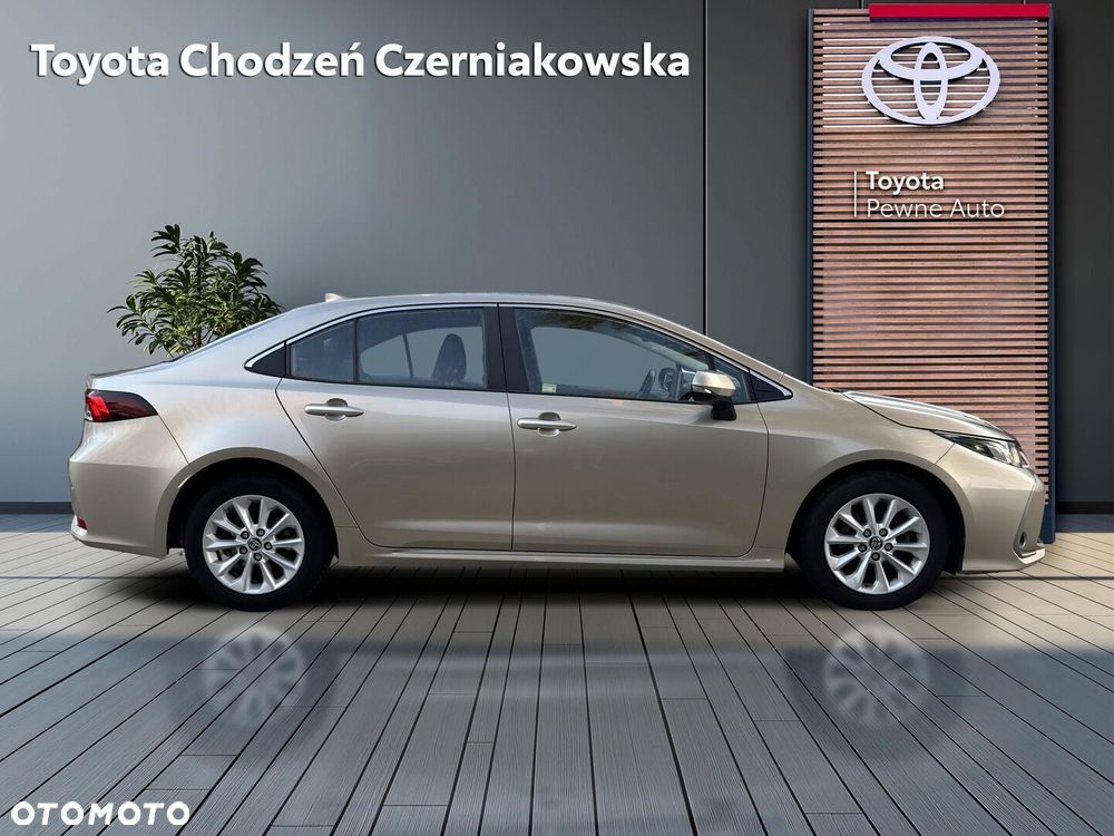 Toyota Corolla - 8