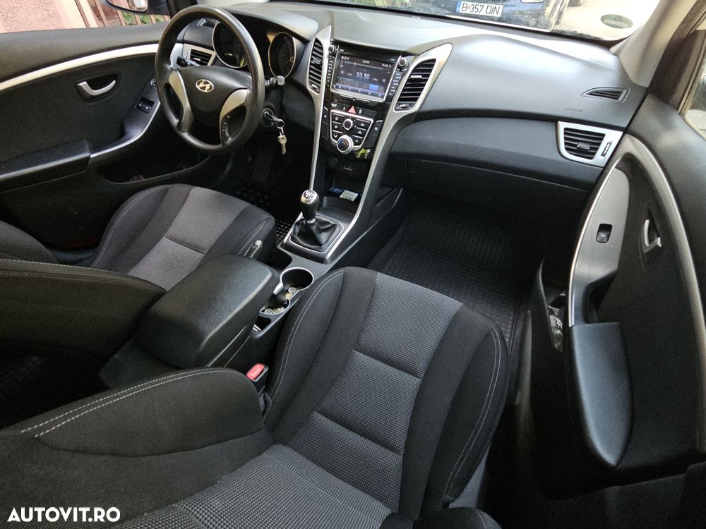 Hyundai i30 1.4 CRDi Trend - 8
