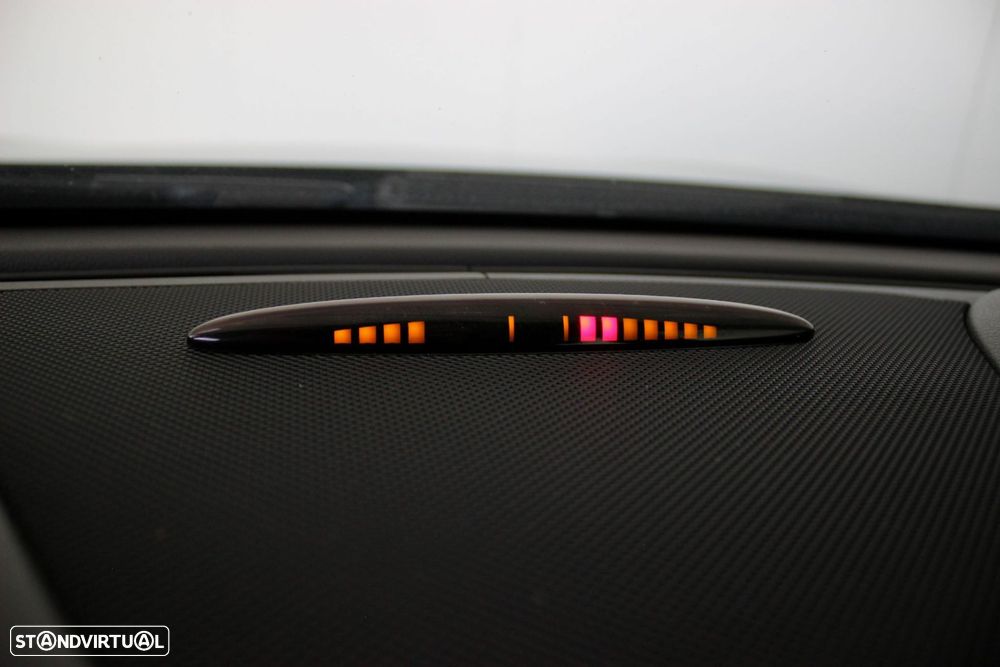 Mercedes-Benz GLA 180 CDi - 25