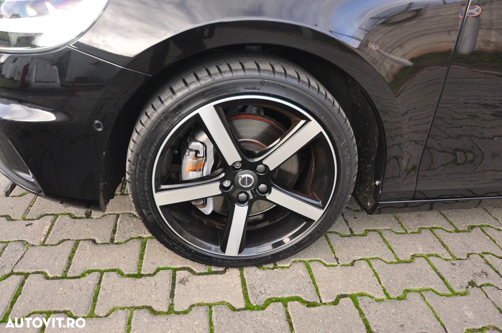 Volvo V40 D3 Geartronic RDesign - 10