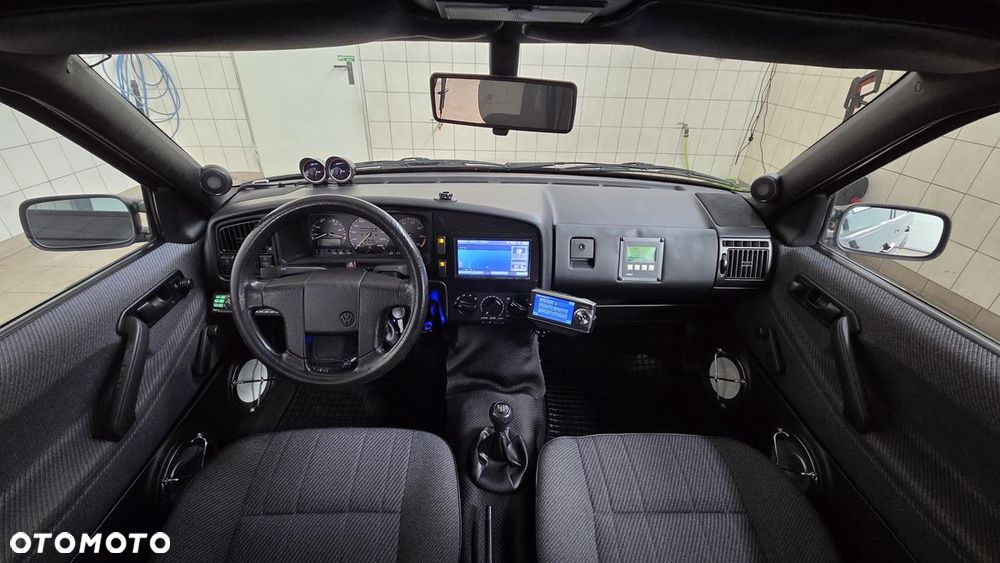 Volkswagen Passat 1.8 / 1.8 C - 17