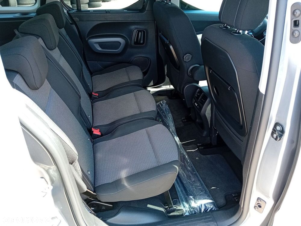 Toyota Proace City Verso 1.2 D-4T Family - 11