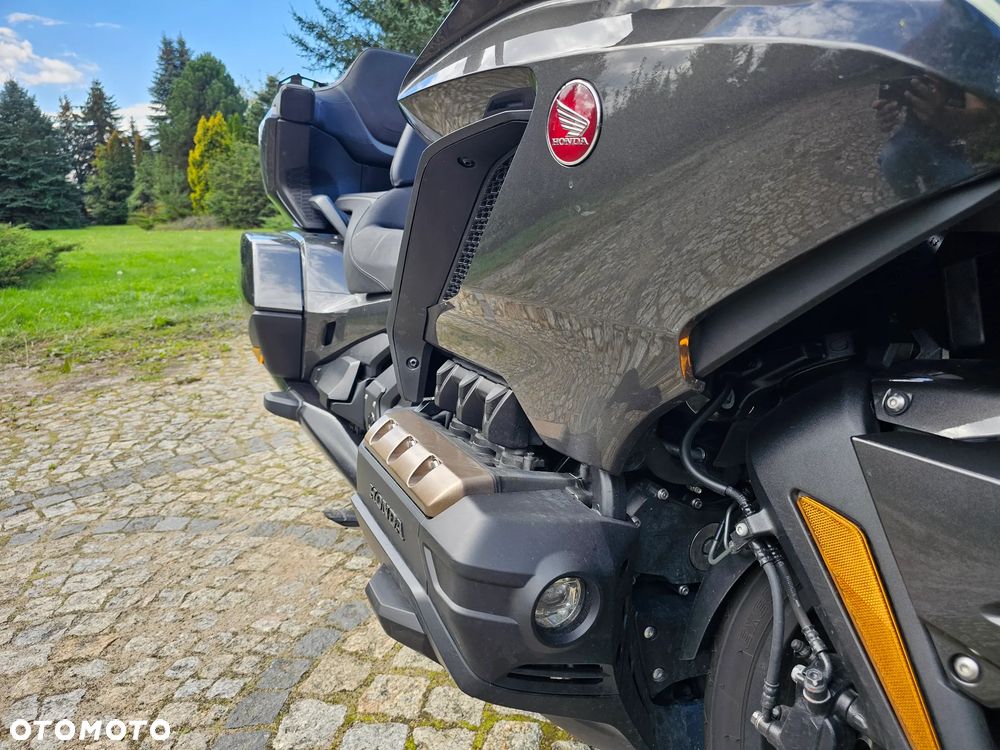 Honda GL - 16