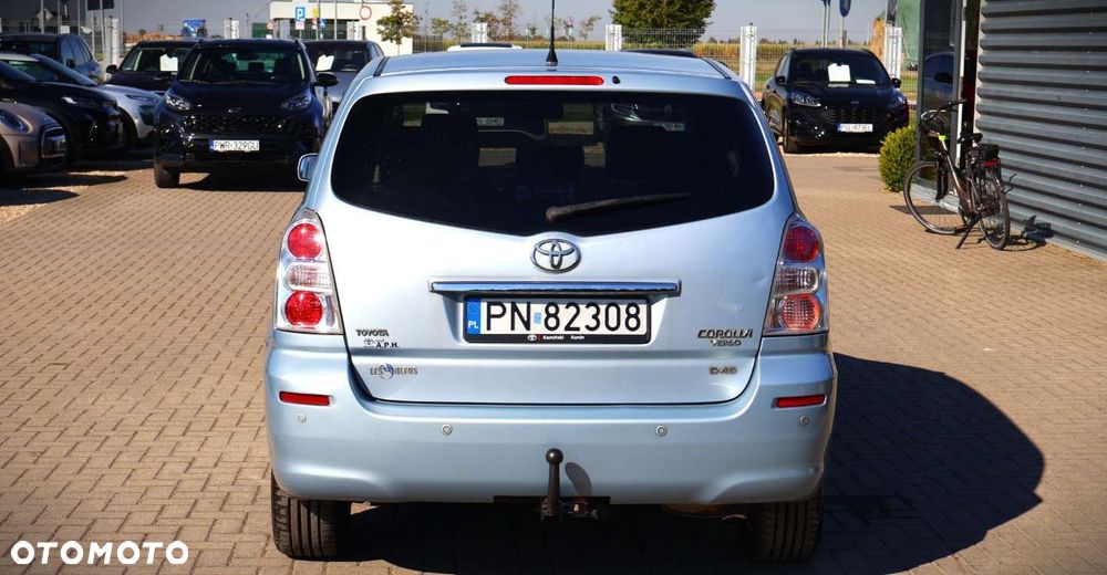 Toyota Corolla Verso - 7