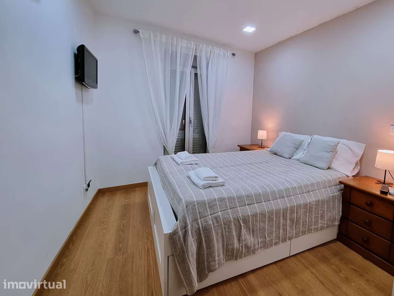 Moradia com 4 camas para alugar/arrendar - curta duração - Erasmus - Grande imagem: 4/15