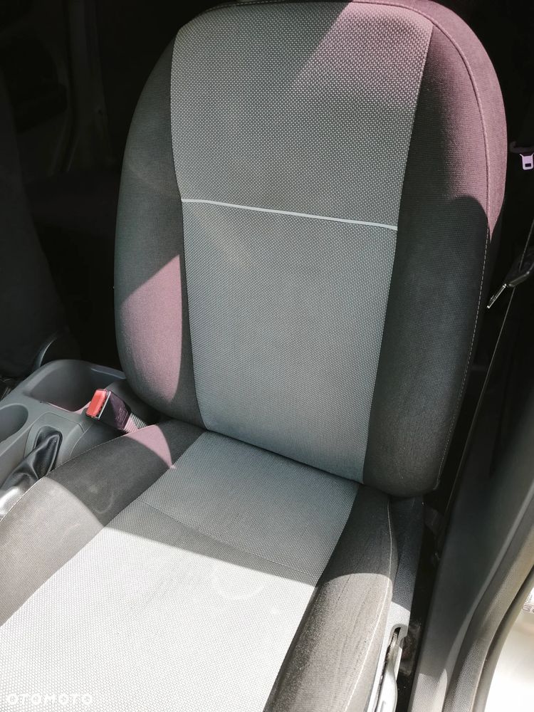 Ford Focus 1.6 TDCi Trend - 11