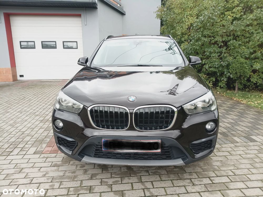 BMW X1 xDrive18d Business Edition - 4