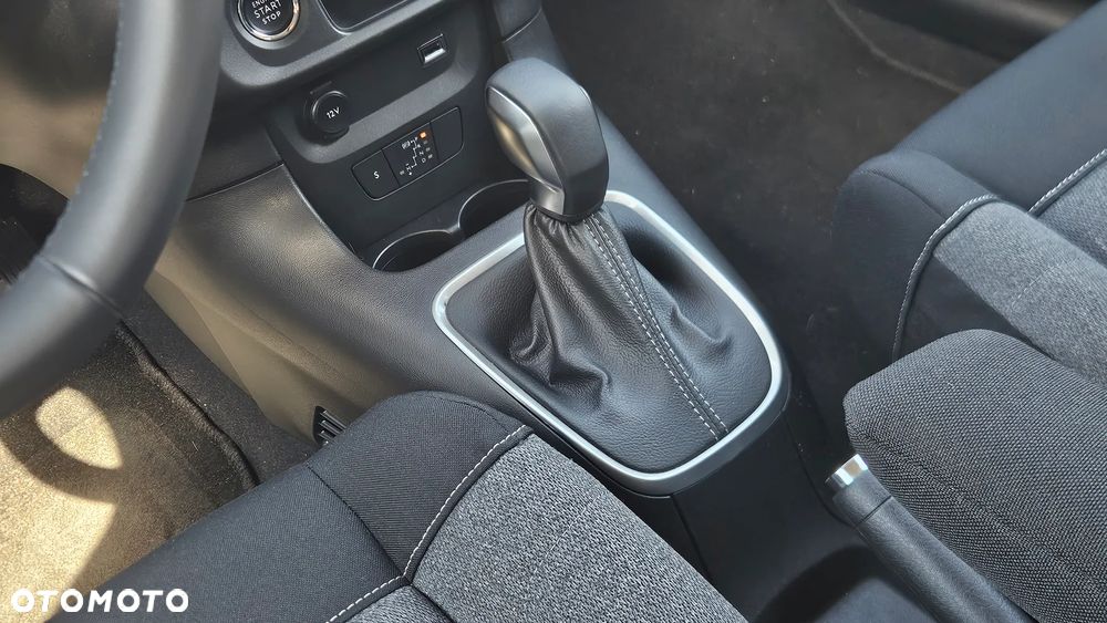 Citroën C3 1.2 PureTech Shine EAT6 - 14