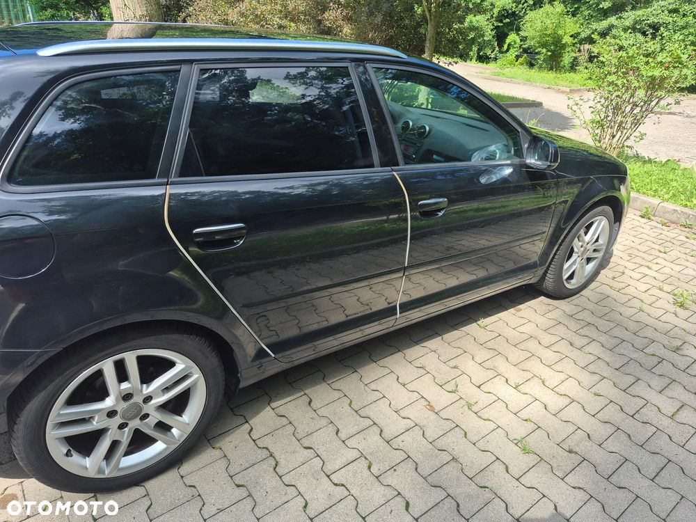 Audi A3 Sportback 1.6 Ambiente - 12