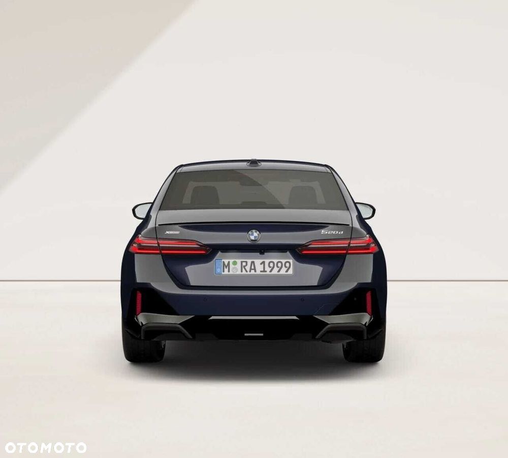 BMW Seria 5 520d xDrive mHEV M Sport - 5