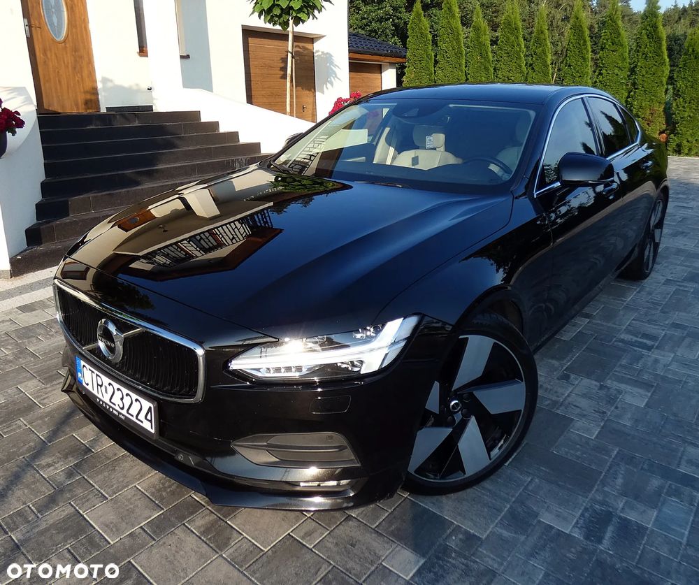 Volvo S90 D4 SCR Momentum Pro - 9