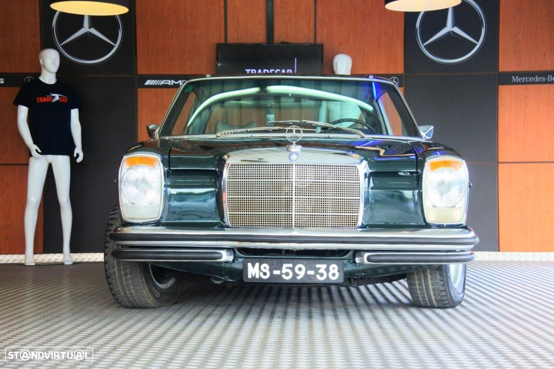 Mercedes-Benz 250 - 38