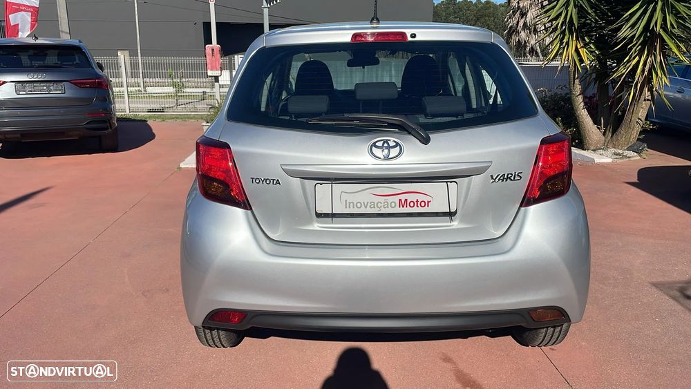Toyota Yaris - 7