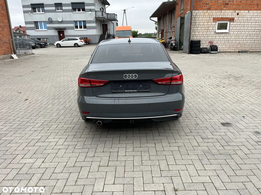 Audi A3 Sportback - 4