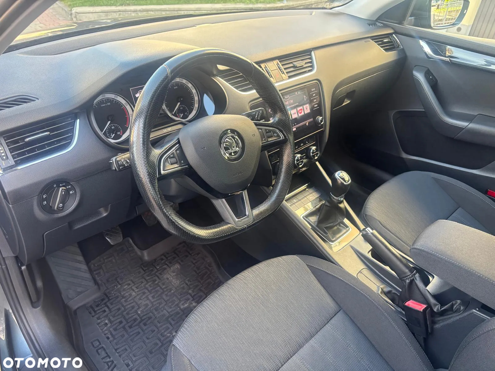 Skoda Octavia 1.8 TSI Style - 11
