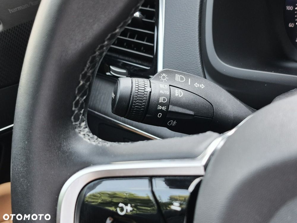 Volvo XC 90 B5 D AWD Inscription - 34