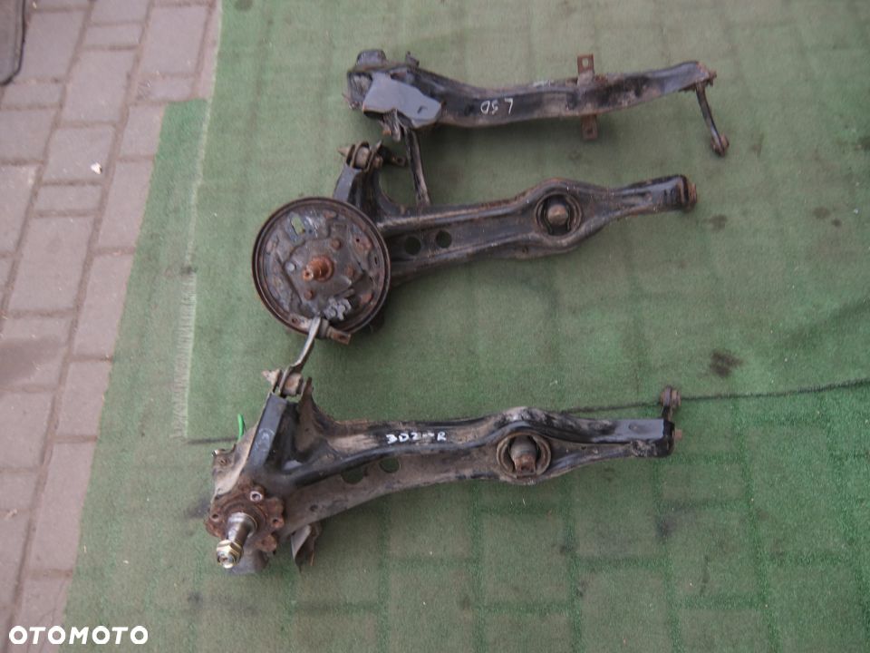 Honda CIVIC VI 1996-00 3D 2D WAHACZ TYŁ WZDŁUŻNY - 1