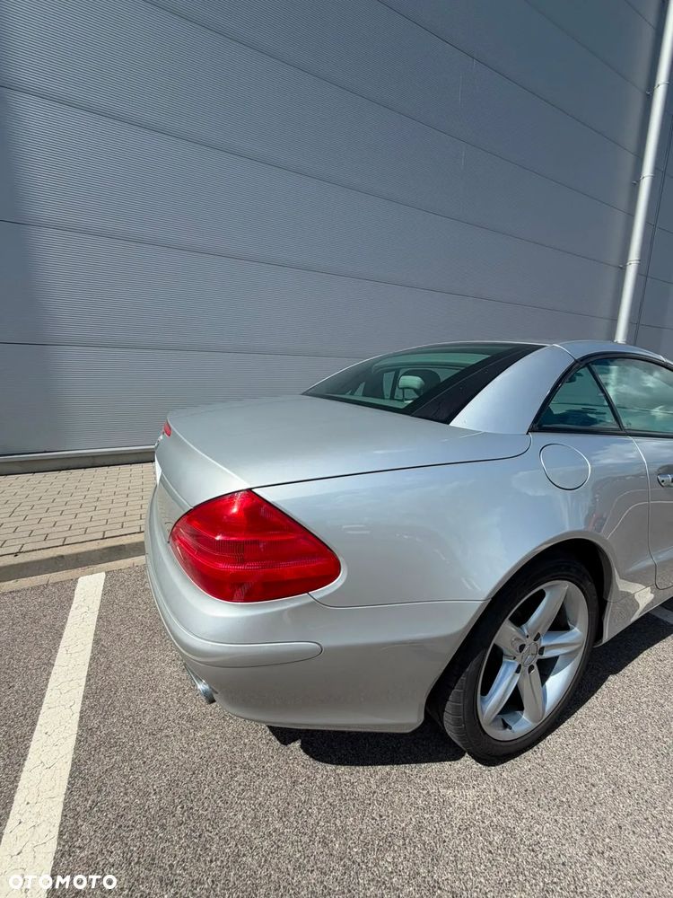 Mercedes-Benz SL - 11