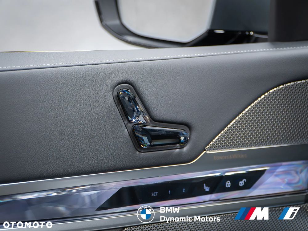 BMW Seria 7 740d xDrive - 27