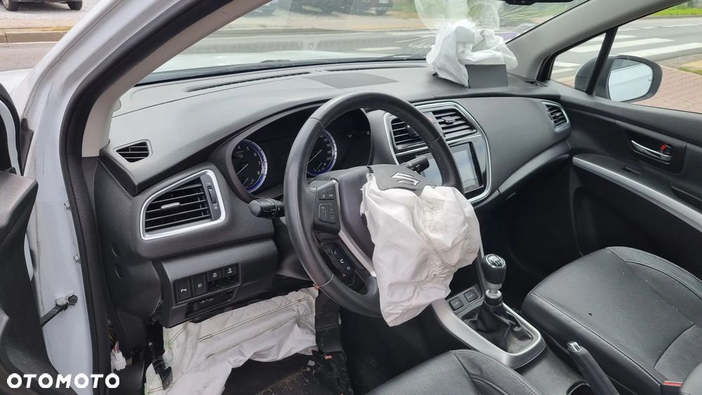 Suzuki SX4 - 34