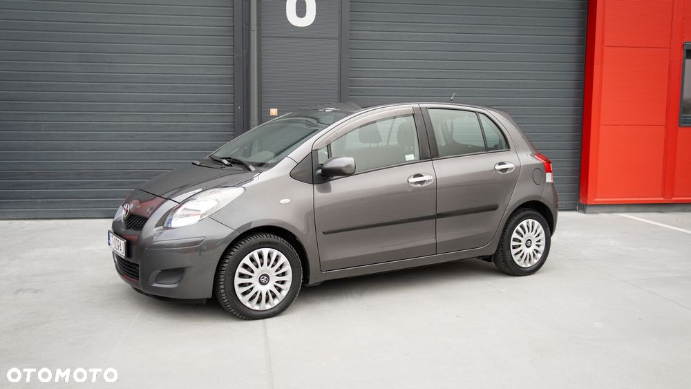Toyota Yaris - 2