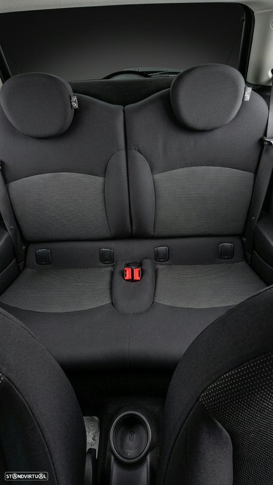 MINI 3 Portas One D - 8