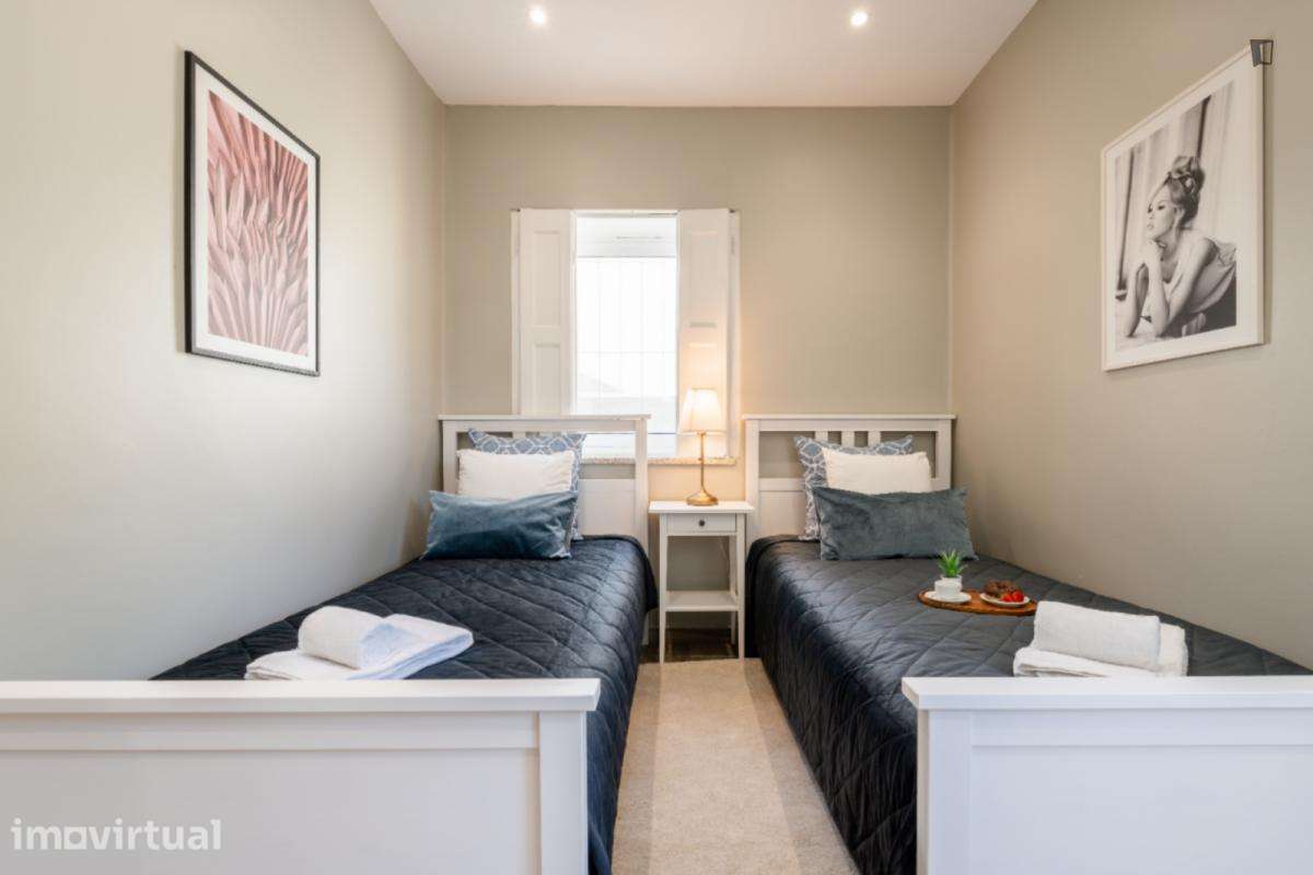 Casa com 3 quartos - localizado em Paranhos Porto - Grande imagem: 3/39