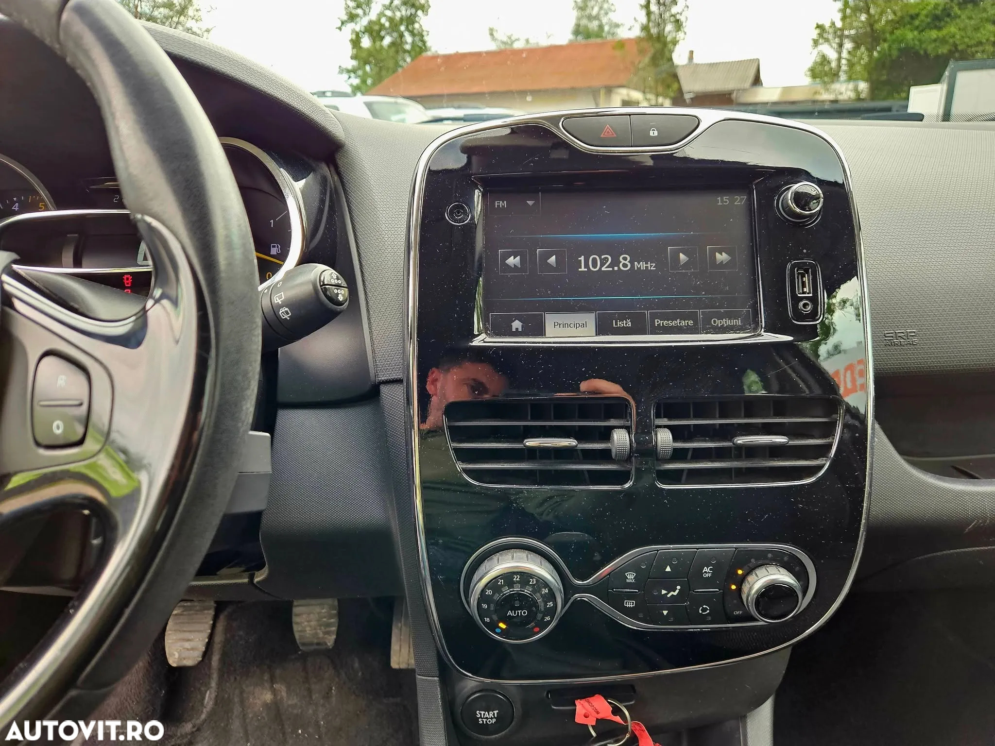 Renault Clio 1.5 dCi 75 Expression - 13
