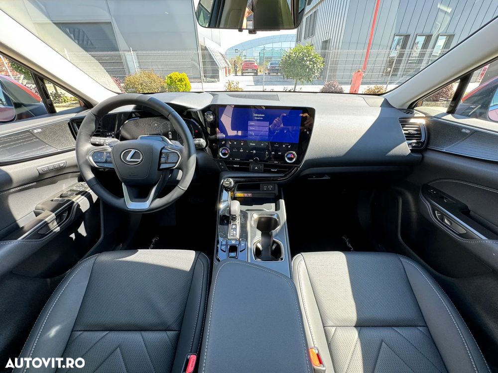 Lexus Seria NX 350h AWD CVT HEV Luxury - 23