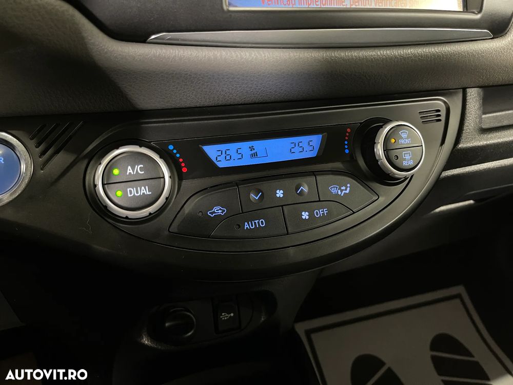 Toyota Yaris 1.5 VVT-i HSD Active - 16