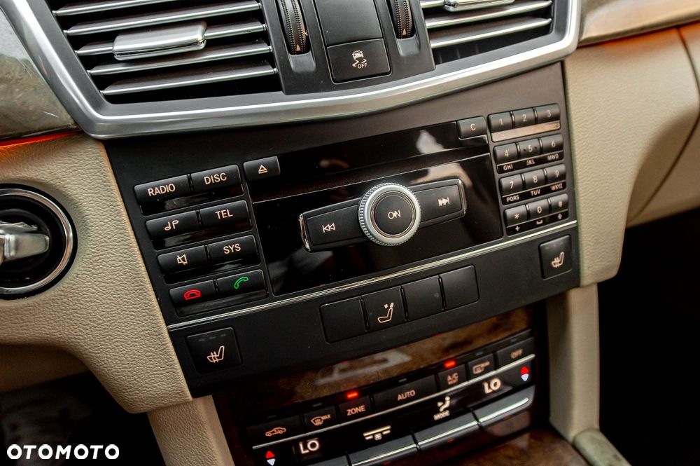 Mercedes-Benz Klasa E 350 CDI BlueEff Elegance - 29