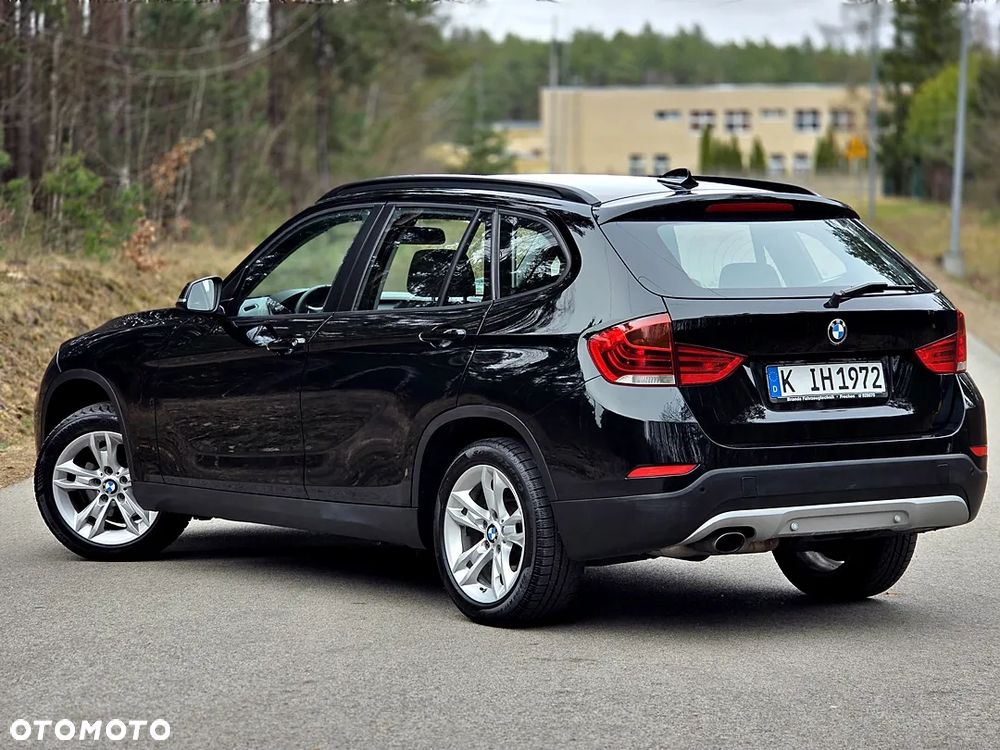 BMW X1 sDrive18i xLine - 16