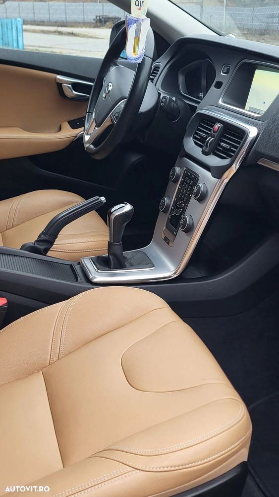 Volvo V40 - 11