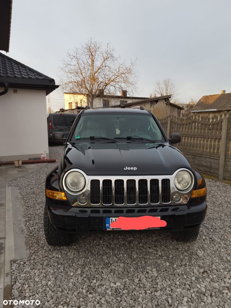 Jeep Cherokee - 5