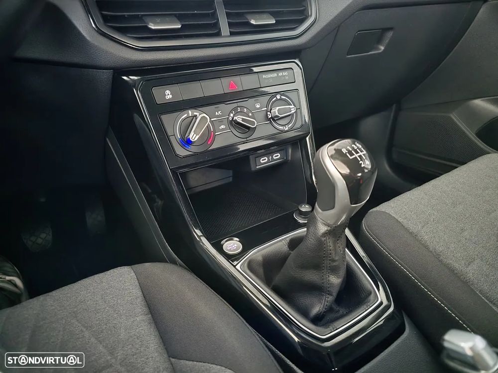 VW T-Cross 1.0 TSI Life - 27