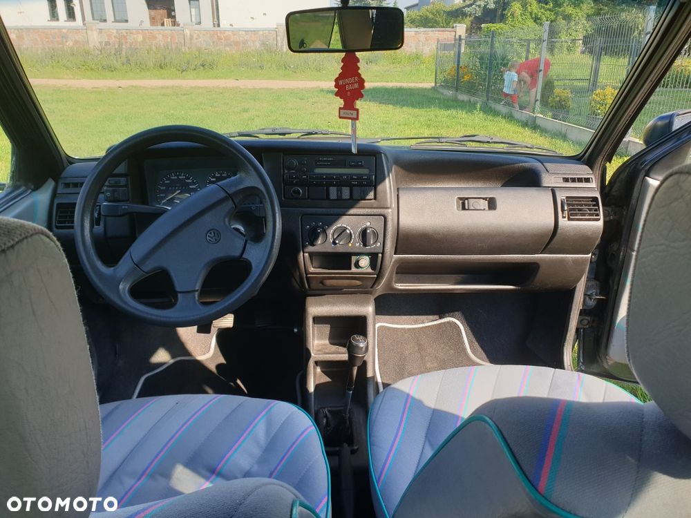 Volkswagen Polo - 7