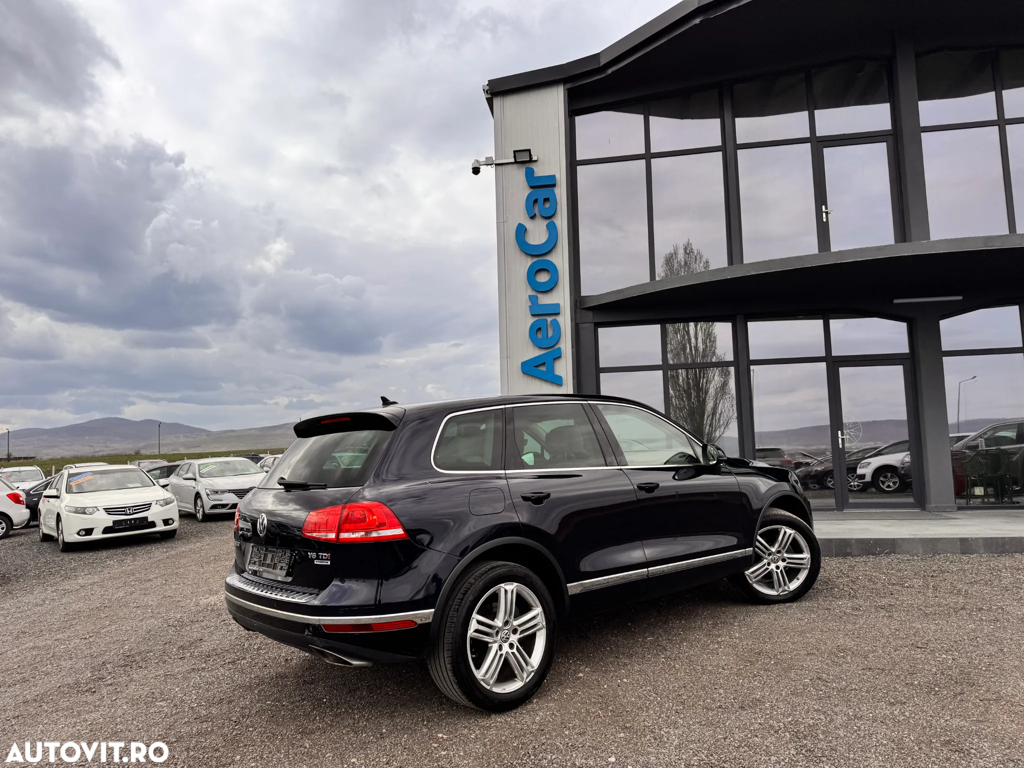 Volkswagen Touareg 3.0 V6 TDI SCR Blue Motion DPF Automatik Terrain Tech Executive Edition - 6